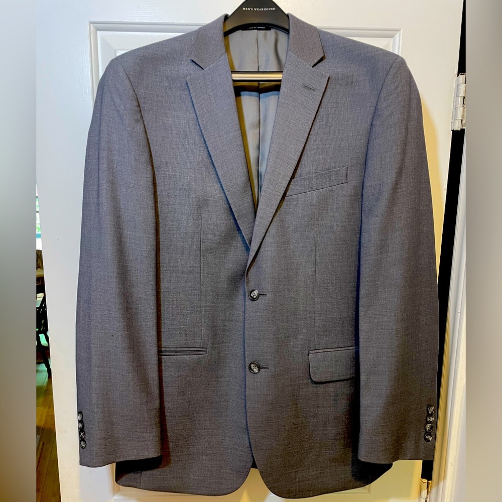Pronto Uomo Blazer. 2 Button. 40L. 70% polyester, 24% rayon, 6% wool. Mint!